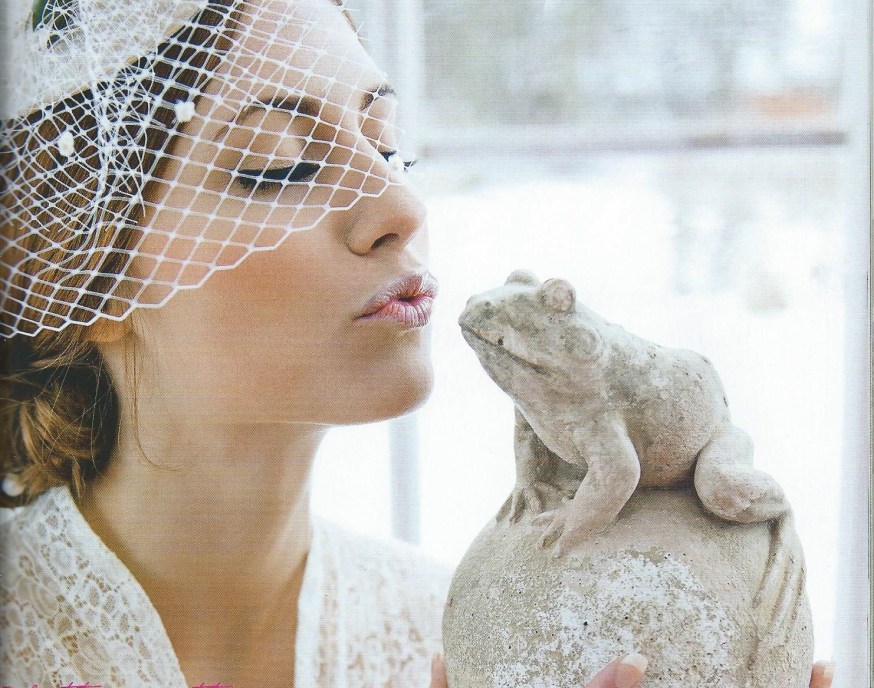 Syföreningstanten Elin och brudkronorna