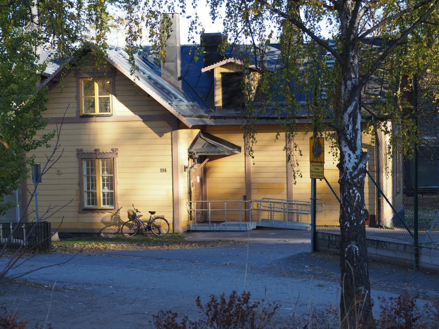 OLYMPUS DIGITAL CAMERA